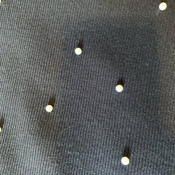 NWOT YaYa & Co. Pearl Embellished T-Shirt - Picture 2 of 5